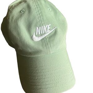 Light Green Nike Baseball Cap
